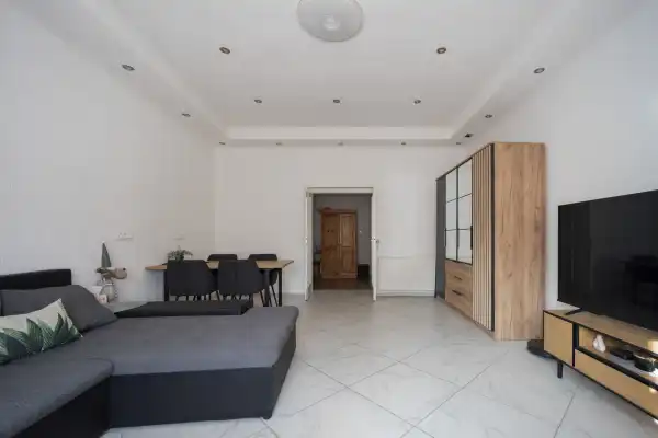 Eladó házrész, Balassagyarmat 4+2 szoba 157 m² 48 M Ft