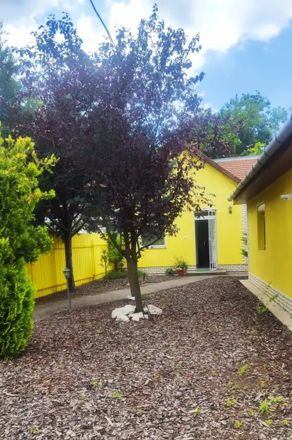 Eladó házrész, Budapest, XX. kerület 2+1 szoba 64 m² 69.9 M Ft