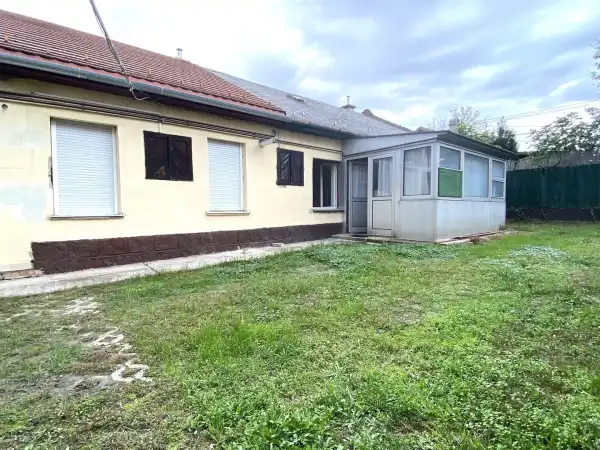 Eladó házrész, Dunakeszi 1+1 szoba 54 m² 59.9 M Ft