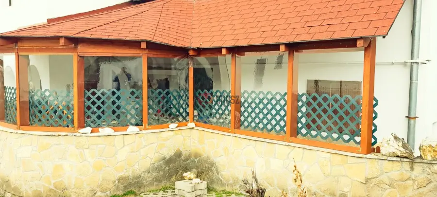 eladó házrész, Leányfalu