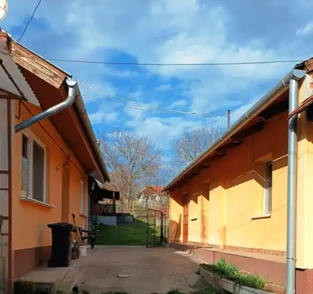 eladó házrész, Szokolya