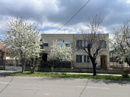 eladó ikerház, Hajdúszoboszló