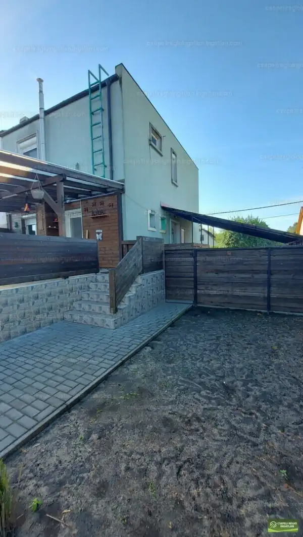 Eladó ikerház, Szigethalom 4 szoba 160 m² 65 M Ft