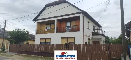 eladó ikerház, Tápióbicske