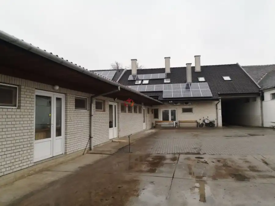 eladó ipari ingatlan, Békés