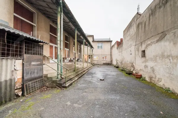 Eladó ipari ingatlan, Miskolc 1915 m² 125.2 M Ft