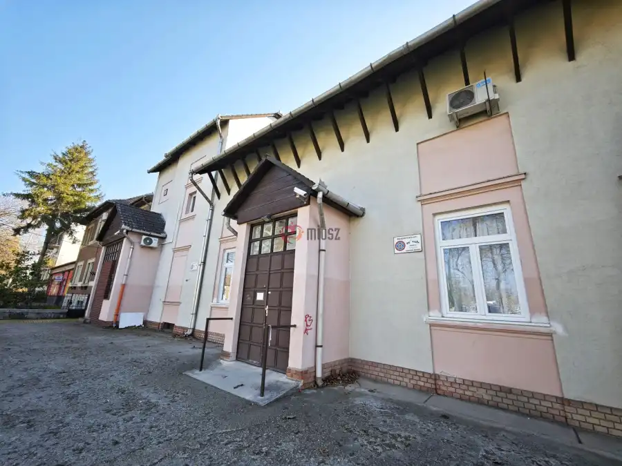 eladó ipari ingatlan, Szeged
