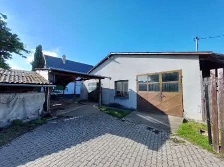 eladó ipari ingatlan, Szigetszentmiklós