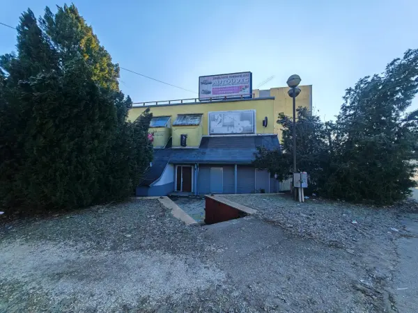 Eladó ipari ingatlan, Tatabánya 458 m² 62 M Ft