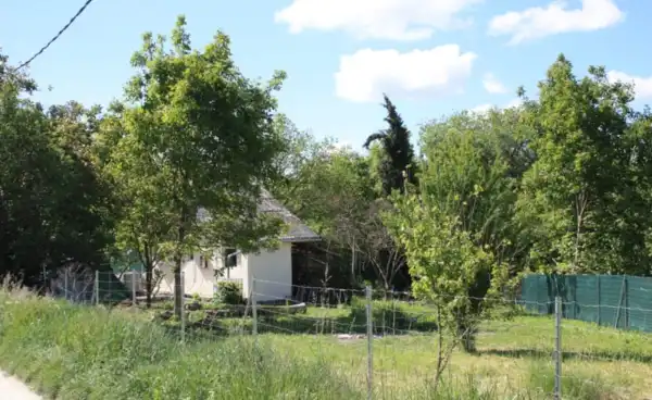 Eladó nyaraló, Biatorbágy 2 szoba 45 m² 23.5 M Ft