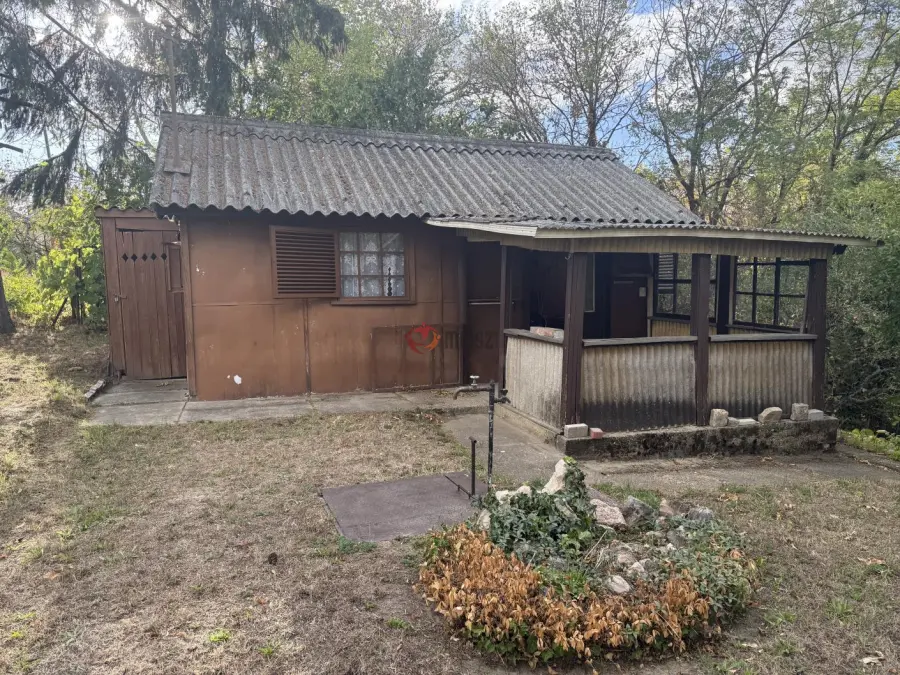 eladó nyaraló, Komárom
