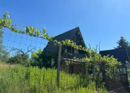 eladó nyaraló, Szomód