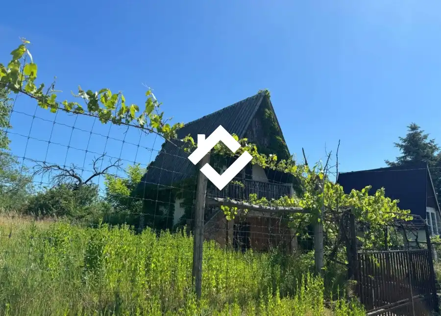 eladó nyaraló, Szomód