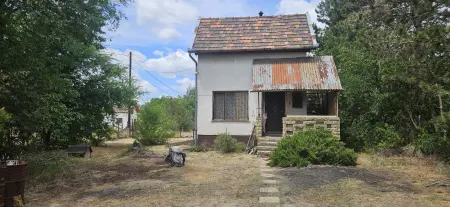 eladó nyaraló, Tápiószentmárton