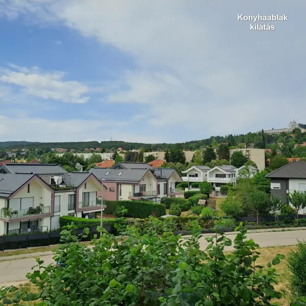 Eladó panellakás, Budakeszi 3 szoba 57 m² 89 M Ft