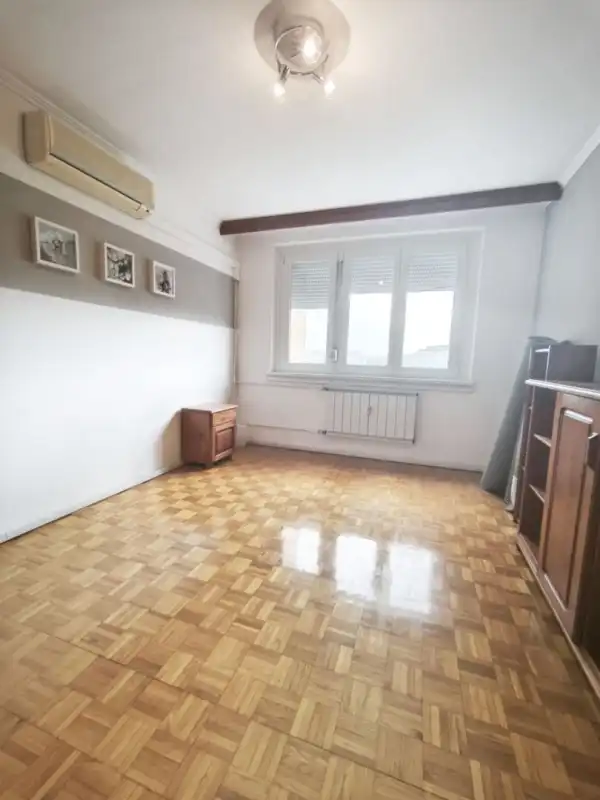Eladó panellakás, Budapest, III. kerület 3 szoba 69 m² 77.99 M Ft