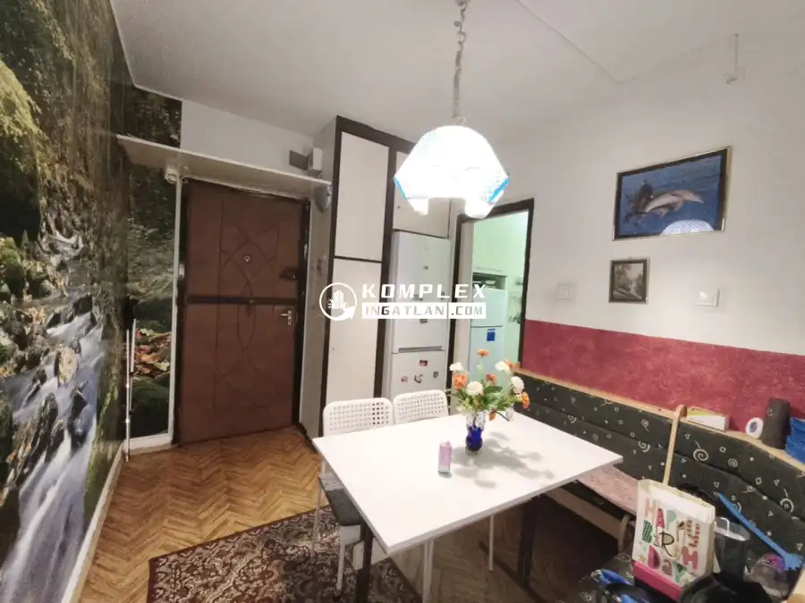 eladó panellakás, Budapest, III. kerület