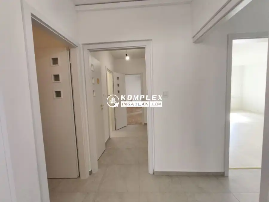 eladó panellakás, Budapest, III. kerület