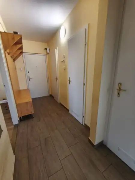 eladó panellakás, Budapest, III. kerület