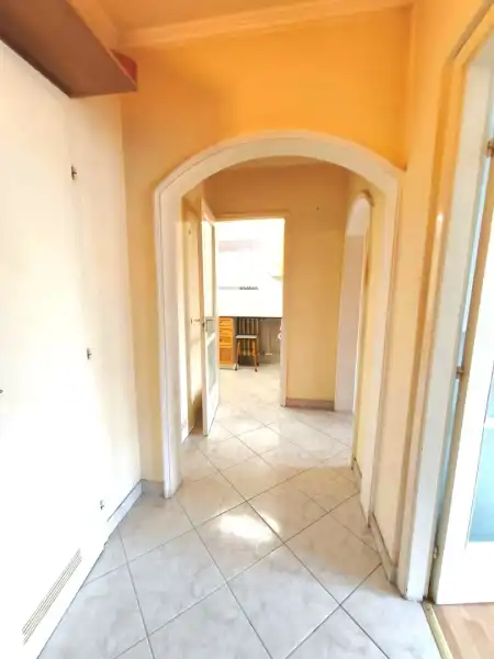 eladó panellakás, Budapest, III. kerület