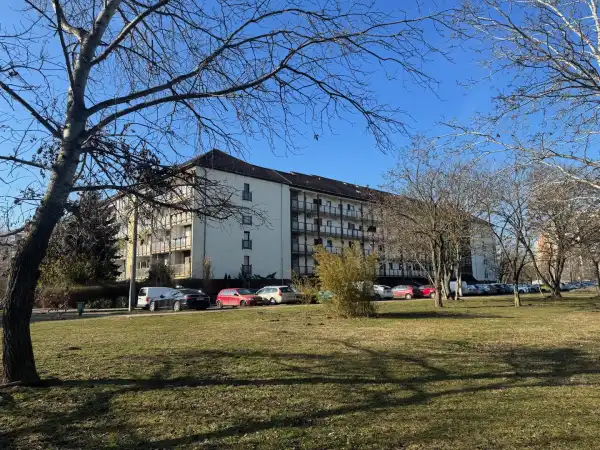 Eladó panellakás, Budapest, IV. kerület 4 szoba 103 m² 109.9 M Ft