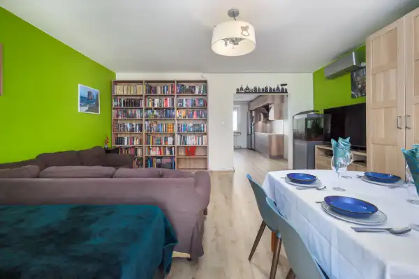 Eladó panellakás, Budapest, XI. kerület 3 szoba 74 m² 100 M Ft