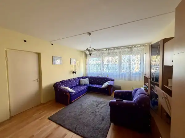 Eladó panellakás, Budapest, XIV. kerület 2 szoba 49 m² 65.9 M Ft