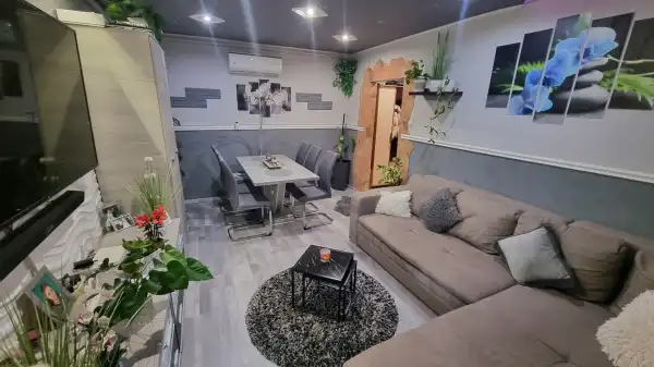 Eladó panellakás, Dorog 2 szoba 49 m² 44.5 M Ft