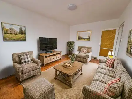 eladó panellakás, Dunaújváros