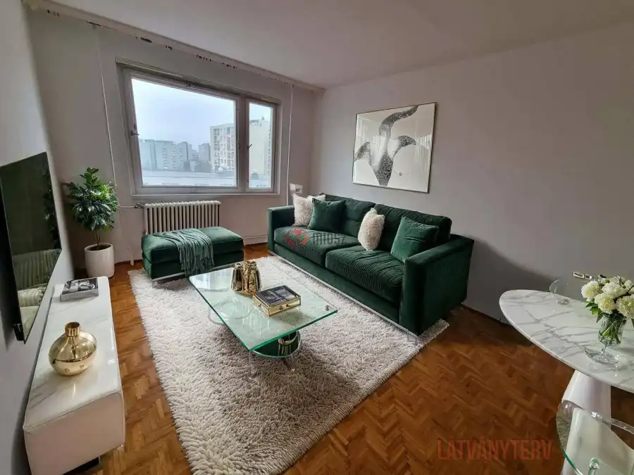 eladó panellakás, Dunaújváros