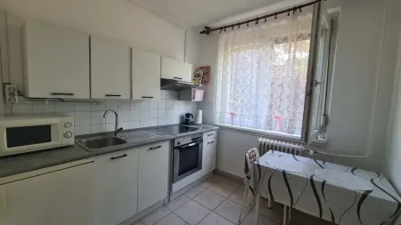 eladó panellakás, Dunaújváros