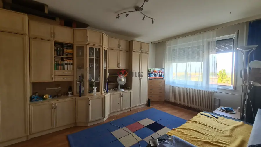 eladó panellakás, Dunaújváros