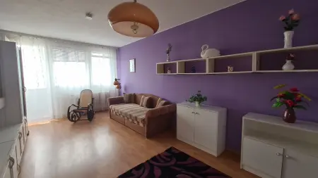 eladó panellakás, Dunaújváros