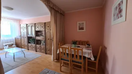 eladó panellakás, Dunaújváros