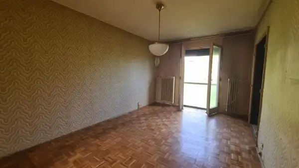 Eladó panellakás, Dunaújváros 1+3 szoba 60 m² 27.9 M Ft