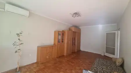 eladó panellakás, Dunaújváros