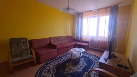 eladó panellakás, Dunaújváros