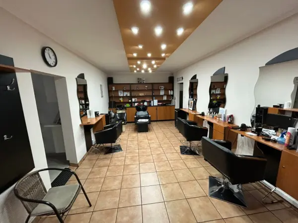Eladó panellakás, Dunaújváros 3 szoba 67 m² 39 M Ft
