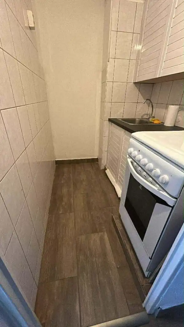 Eladó panellakás, Dunaújváros 1+1 szoba 35 m² 31.9 M Ft