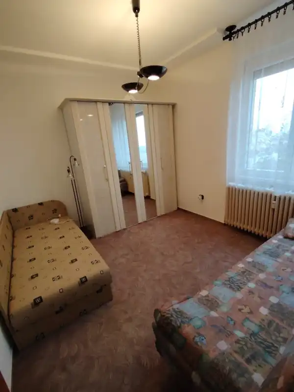 Eladó panellakás, Dunaújváros 1+1 szoba 48 m² 32 M Ft