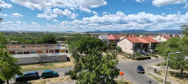 Eladó panellakás, Gyöngyös 3 szoba 70 m² 42.5 M Ft