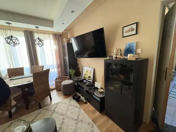 Eladó panellakás, Győr 3 szoba 55 m² 64.9 M Ft