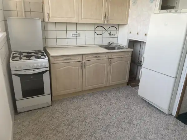 Eladó panellakás, Miskolc 2 szoba 51 m² 25.5 M Ft