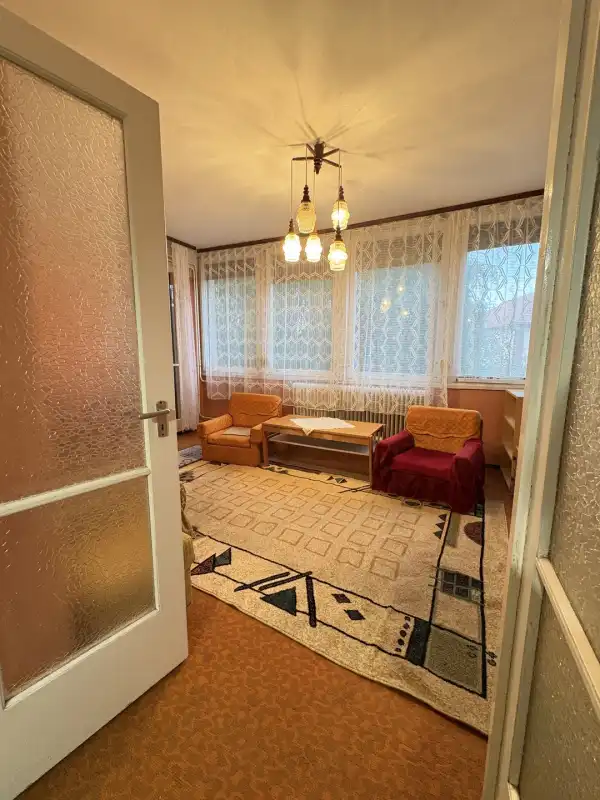 Eladó panellakás, Monor 3 szoba 66 m² 59.9 M Ft