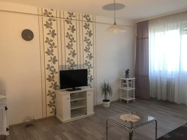 Eladó panellakás, Mosonmagyaróvár 1 szoba 37 m² 37 M Ft