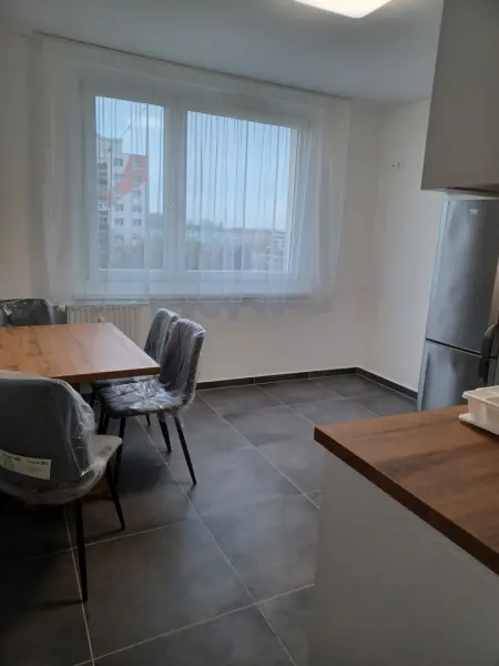 eladó panellakás, Mosonmagyaróvár