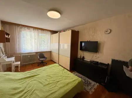 eladó panellakás, Nyíregyháza