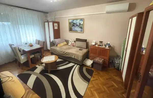 Eladó panellakás, Nyíregyháza 2 szoba 35 m² 30.5 M Ft