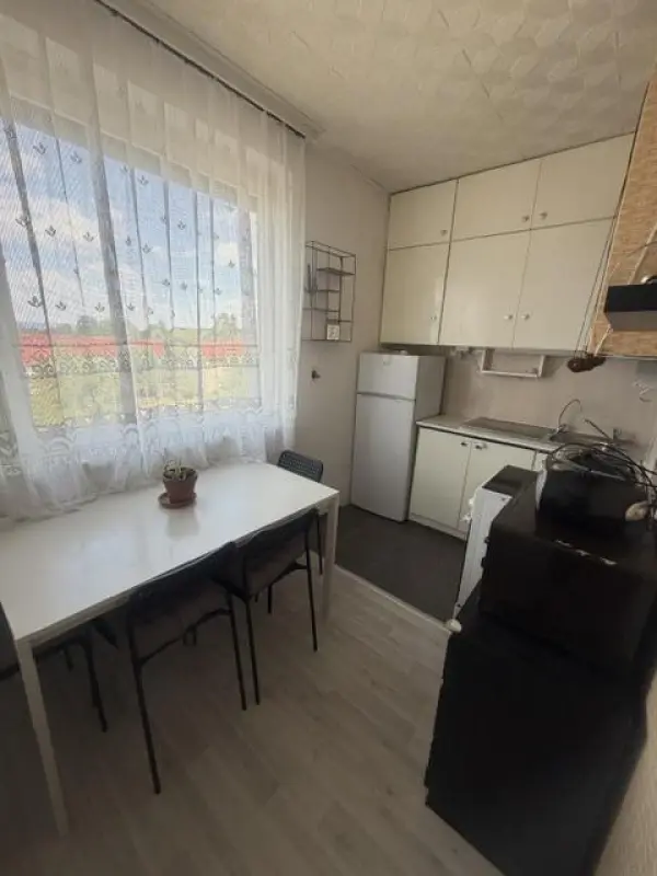 Eladó panellakás, Oroszlány 2 szoba 53 m² 32.8 M Ft