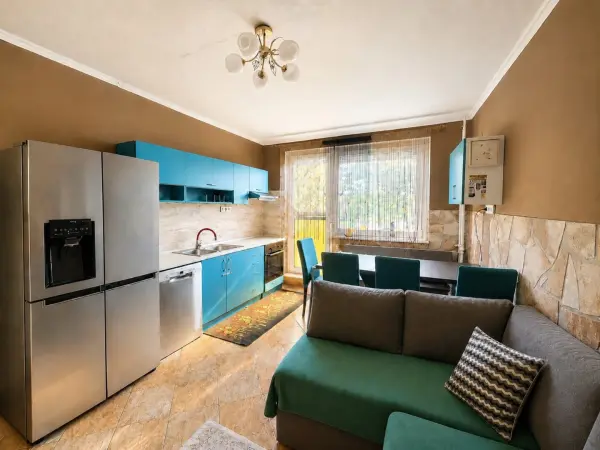 Eladó panellakás, Oroszlány 2+2 szoba 58 m² 43.99 M Ft